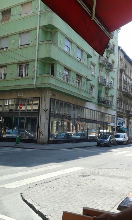 Vilmos-Lak Apartamento Budapeste Exterior foto